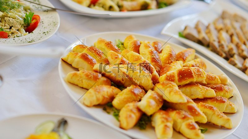 休闲食品代工材质选材，这些要点你了解吗？**