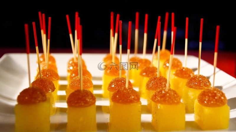 零食批发厂家起批量：揭秘行业背后的起量逻辑